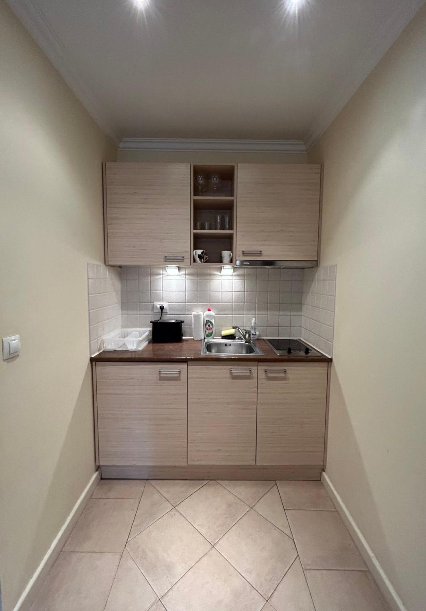 Quiet Apartment With Big Terrace In Santa Marina With Parking Sozopol Habitación foto